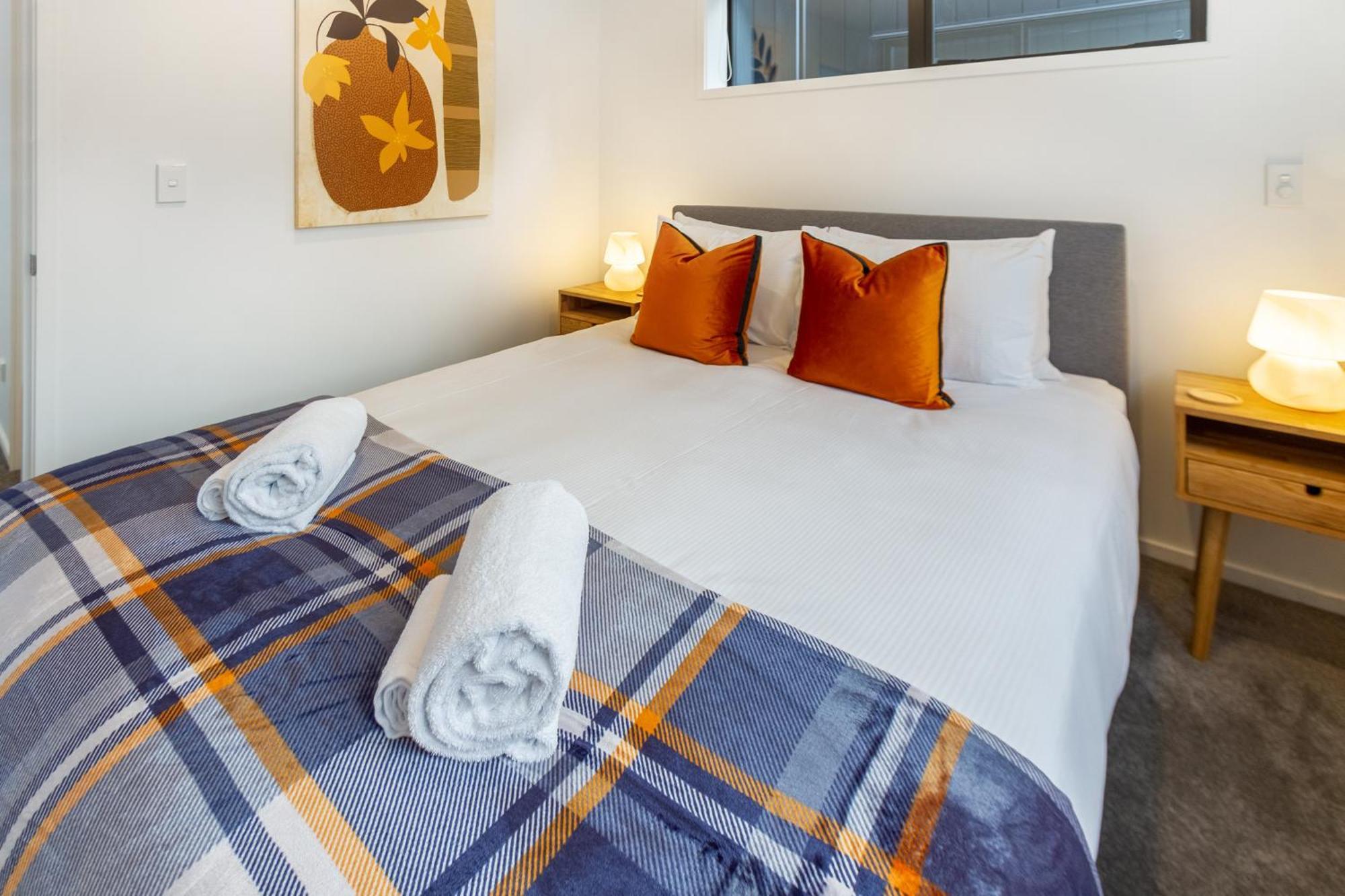 Cashel Street Hideaway 2 Bed 2 Bath Apartment Крайстчърч Екстериор снимка